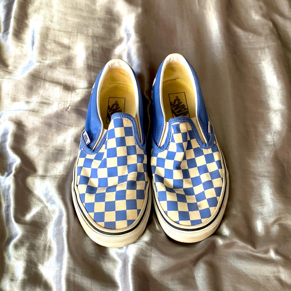 Womens Vans shoes.